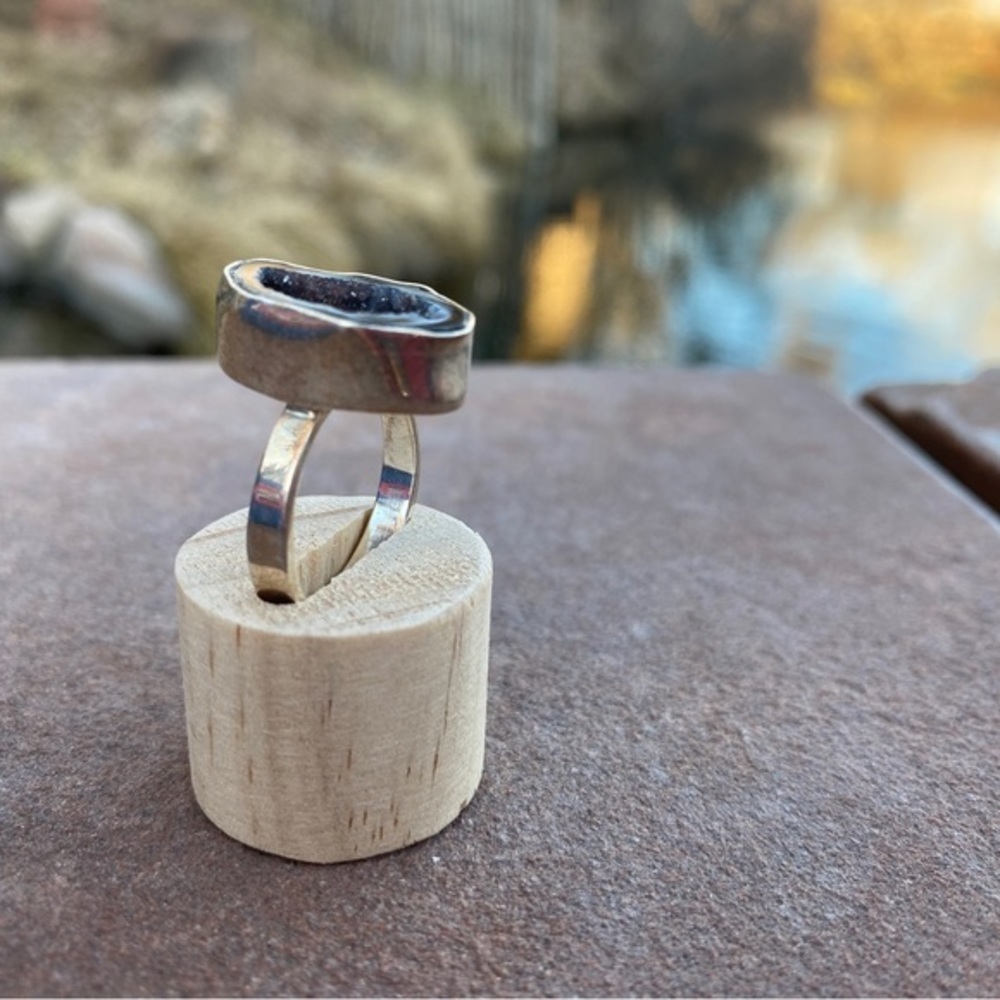 Geode Ring Size 7.5 - Picture 4 of 7